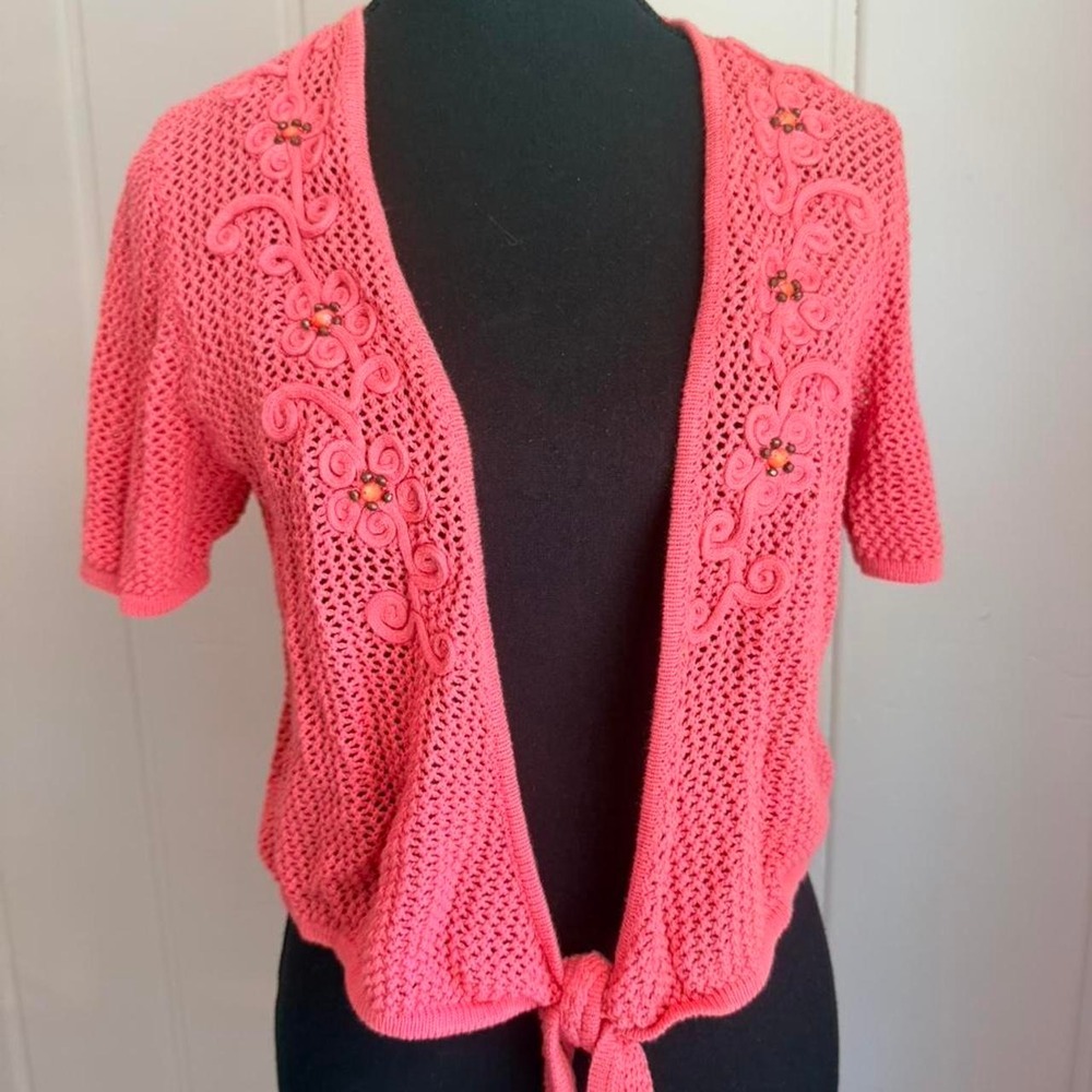 Y2K Alfred Dunner Pink crochet cardigan with floral embroidery